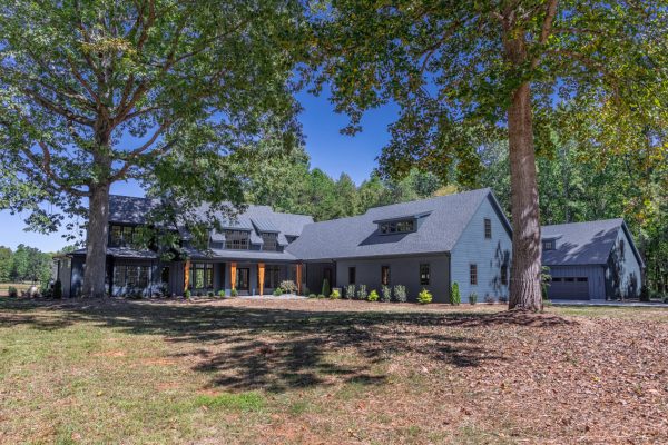 Modern Farmhouse in Hillsborough NC